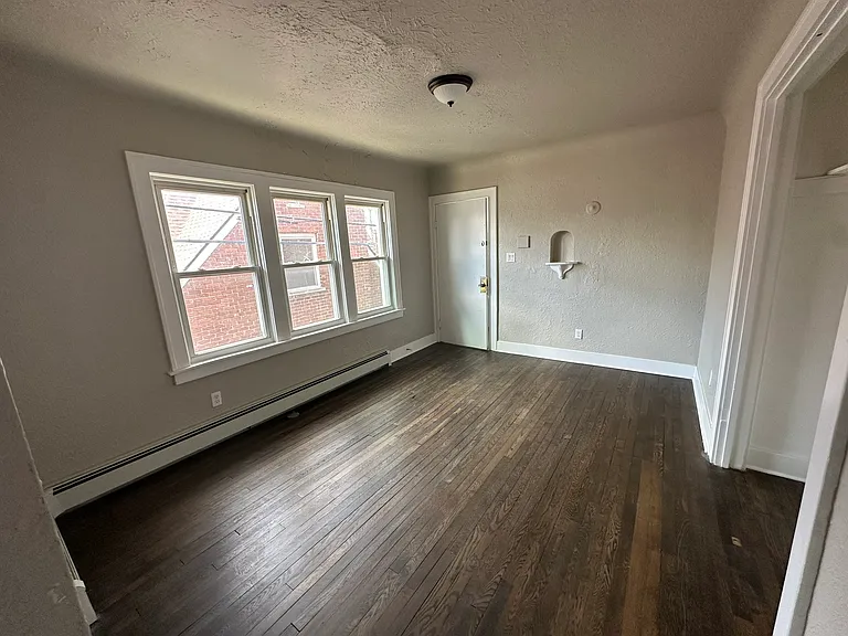 327 Liberty St #3 — Photo 14