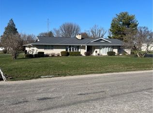126 W Samuel St, Assumption, IL 62510