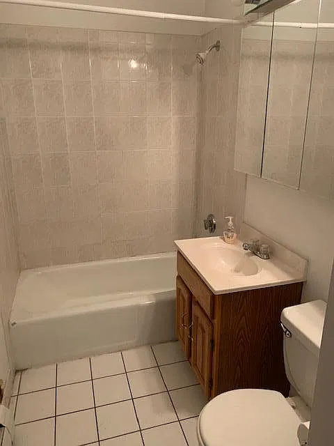 2 bed, 800 sqft, $3,600 — Photo 4