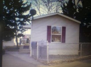 22 Fern, Justice, IL 60458