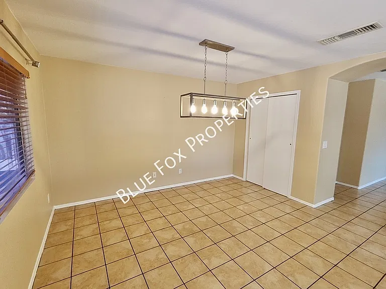 3754 E White River Dr — Photo 13