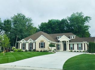 17120 Driftwood Ct, Brookfield, WI 53005