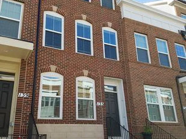 135 Strummer Ln, Gaithersburg, MD 20878
