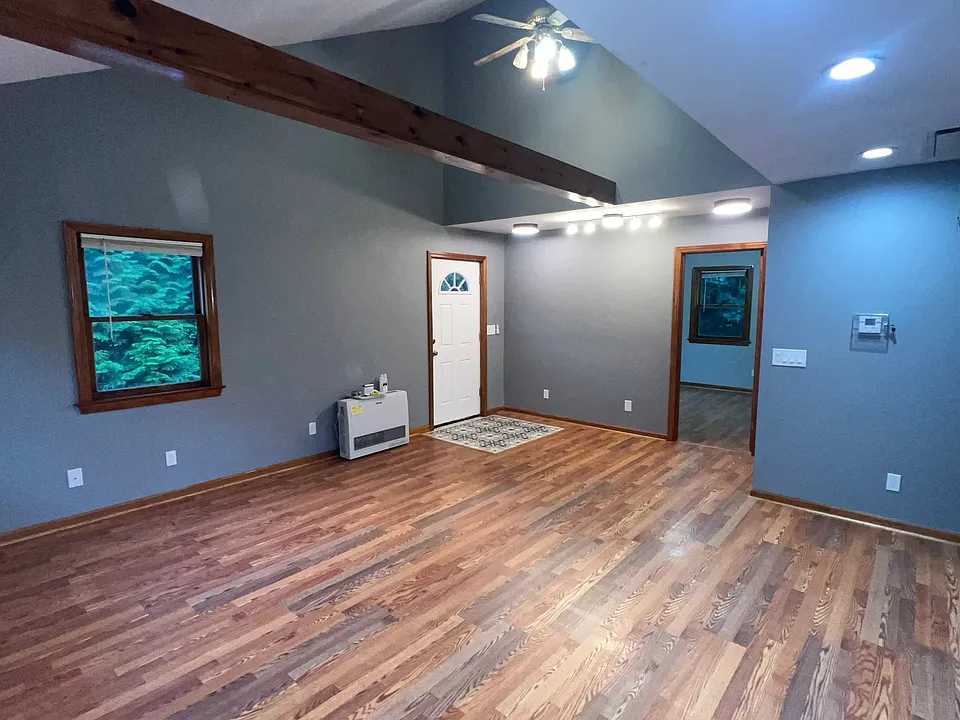 135 Smith Rd #2
