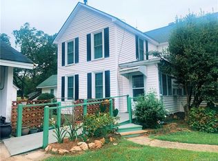 18 Abrams St, Silverstreet, SC 29145
