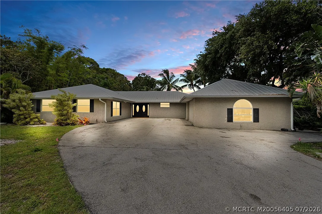 5 bed, 4.0 bath, 2429 sqft, $5,500 — Photo 4