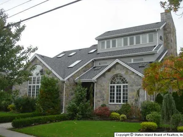 611 Barclay Avenue image 1 of 20