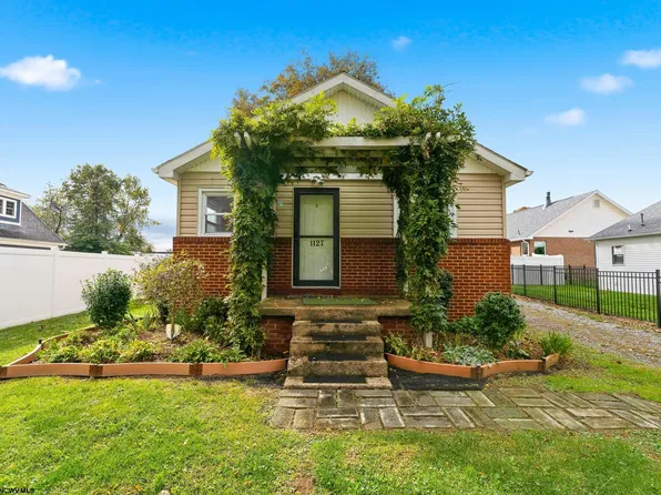 1127 Munsey Ave, Morgantown, WV 26505