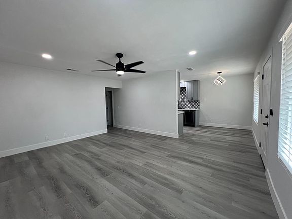 4th image of 657 W Parlier Ave APT 125