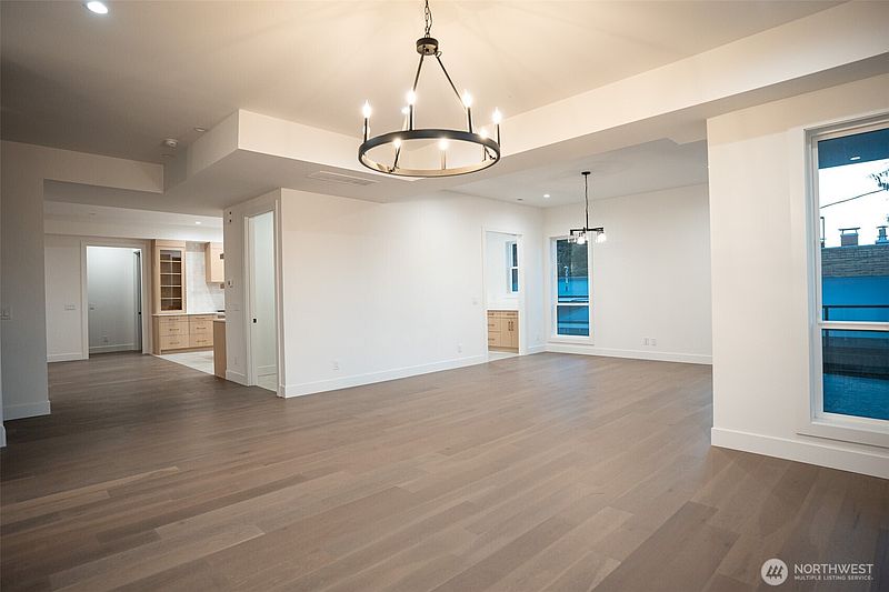 3rd image of 917 N 30th Street