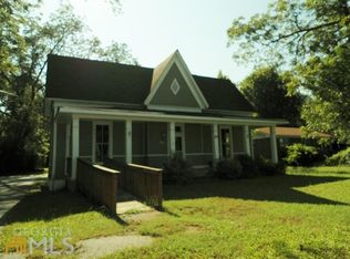 180 S Jeff Davis Dr, Fayetteville, GA 30214