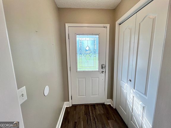 4th image of 345 Longwood Dr