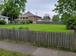 2149 McGregor Ave, Ypsilanti, MI 48198