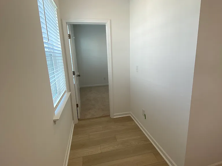 2722 Dreycott Ln — Photo 7