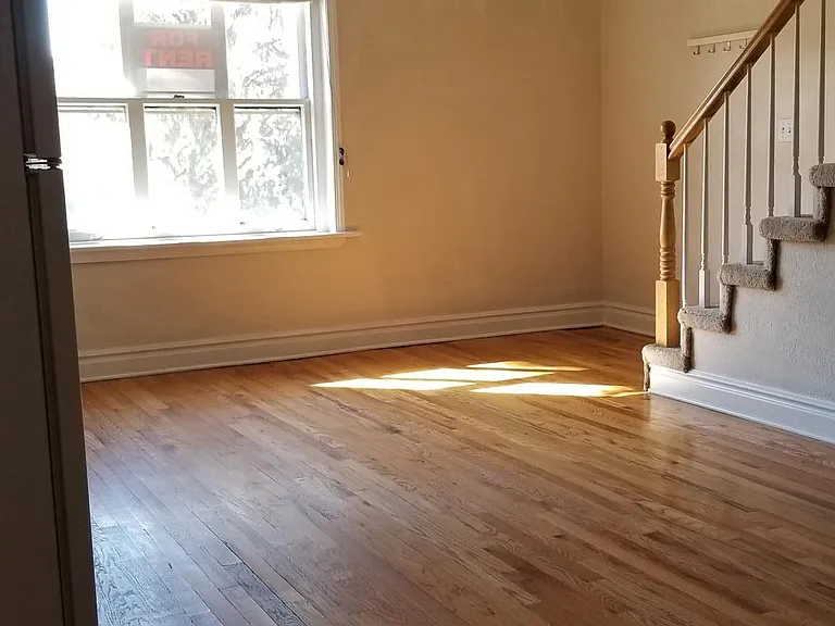 1800s quarter-sawn oak, mostly...
