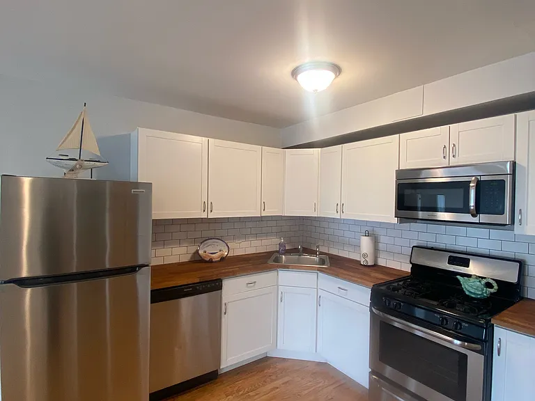 214 Beach 91st St #2 — Photo 6