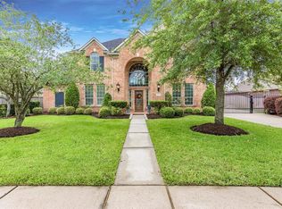 1878 Round Rock St, Friendswood, TX 77546