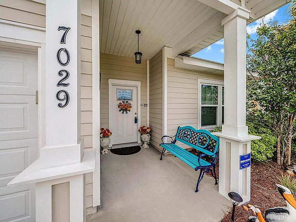 5th image of 7029 Beach Dr