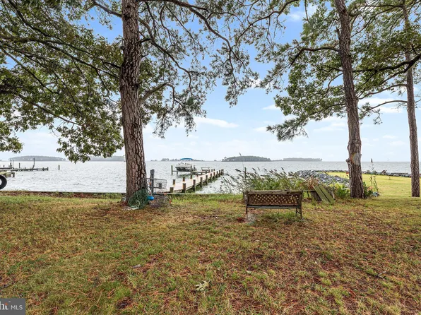 6138 Twin Point Cove Rd, Cambridge, MD 21613