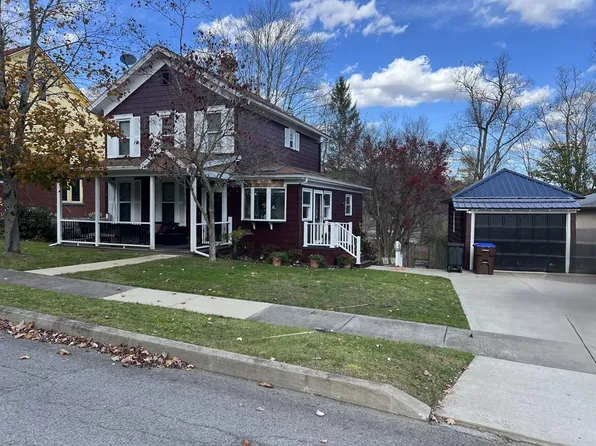 1606 Elk St, Franklin, PA 16323