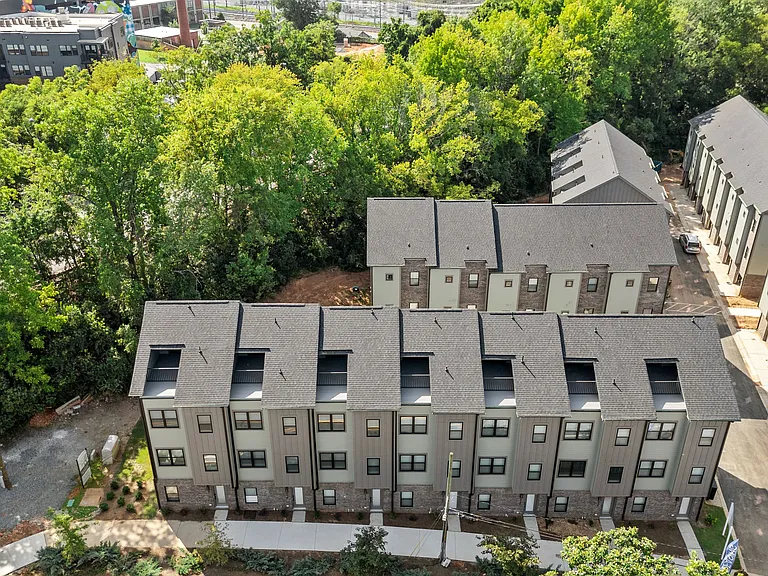 The Collection at North Davidson Townhomes for Rent in NoDa — Photo 48