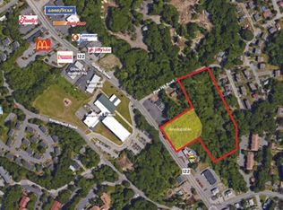 1059 Grafton St, Worcester, MA 01604