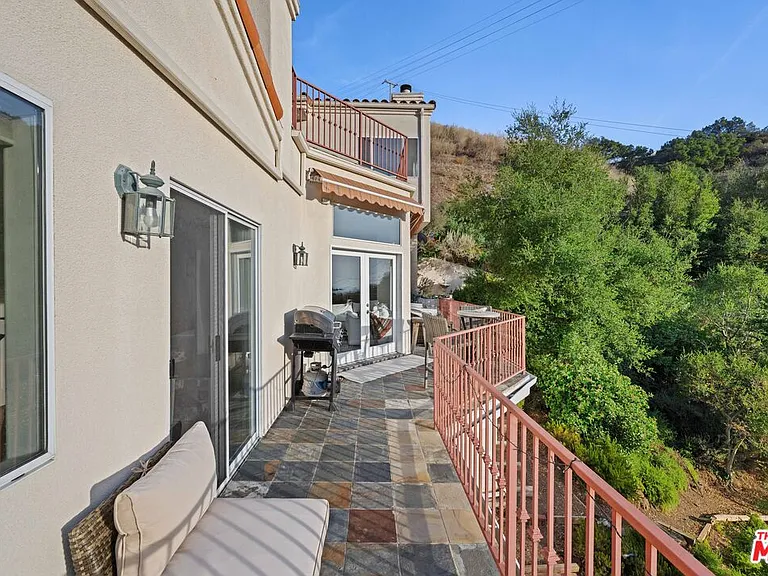 4345 Escondido Trl — Photo 16