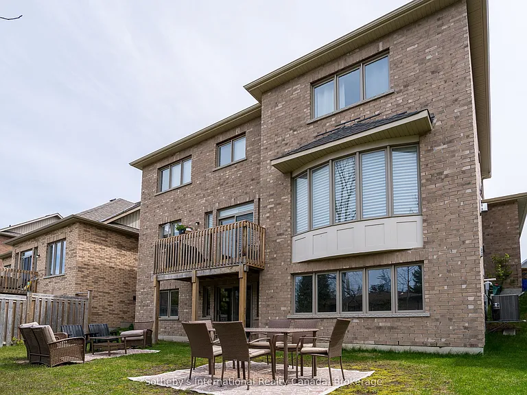 45 McLean Ave — Photo 3