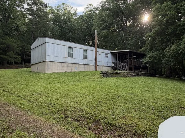3700 W Little Richland Rd, Waverly, TN 37185