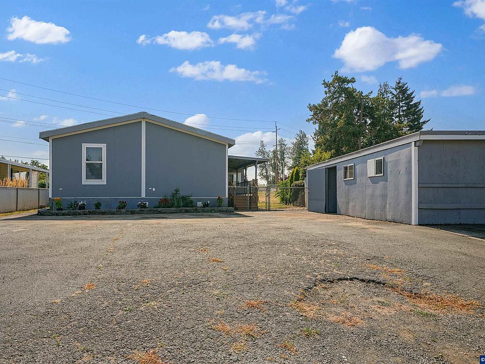 1st image of 2868 Tide Ct NE