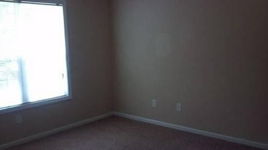 2nd image of 1920 Arlington Park Dr
