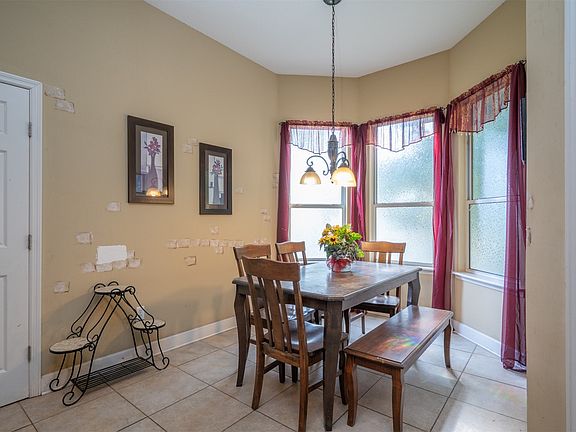 5th image of 97447 Bluff View Cir