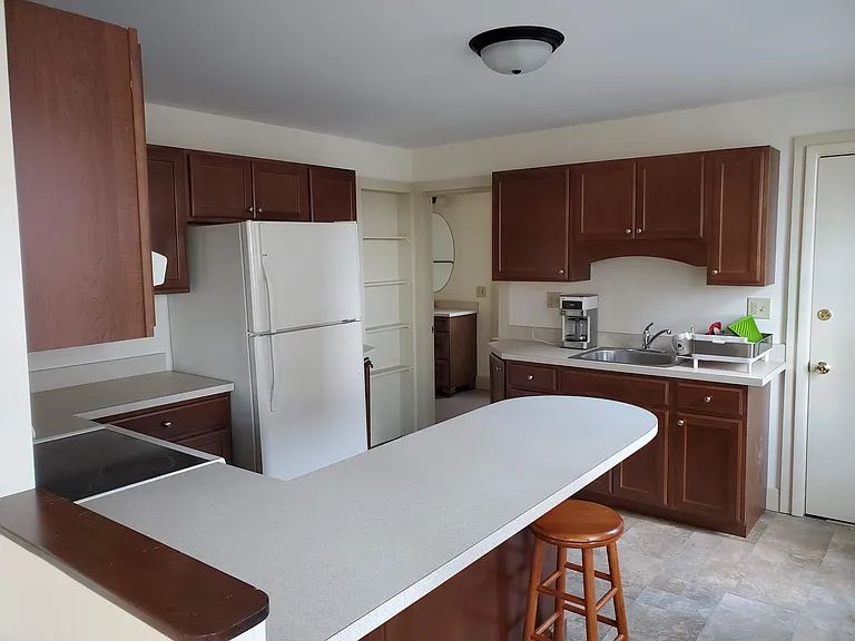 29 N Whittlesey Ave #1 — Photo 4