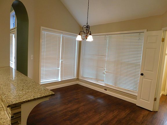 5th image of 1205 Berkshire Ct