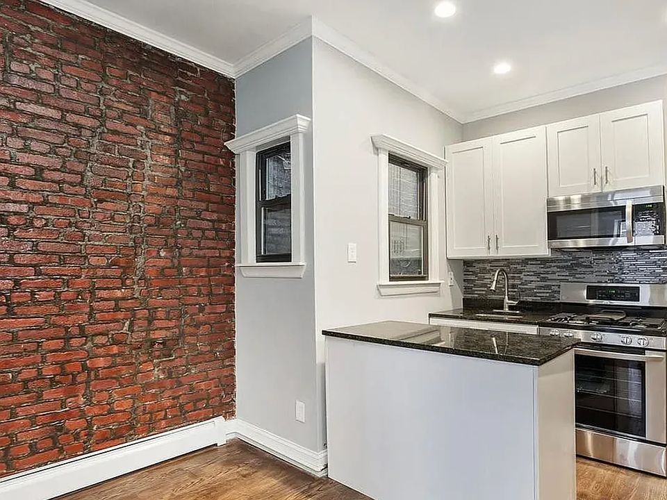1st image of 818 10th Ave APT 4B