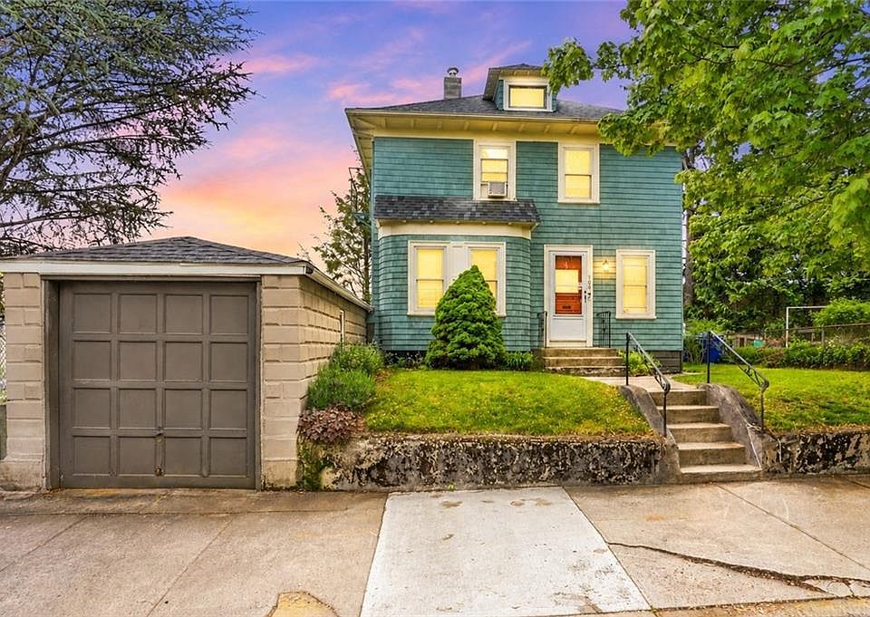 1st image of 104 Fairview Ave