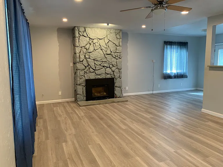 20470 Terry Ln — Photo 8