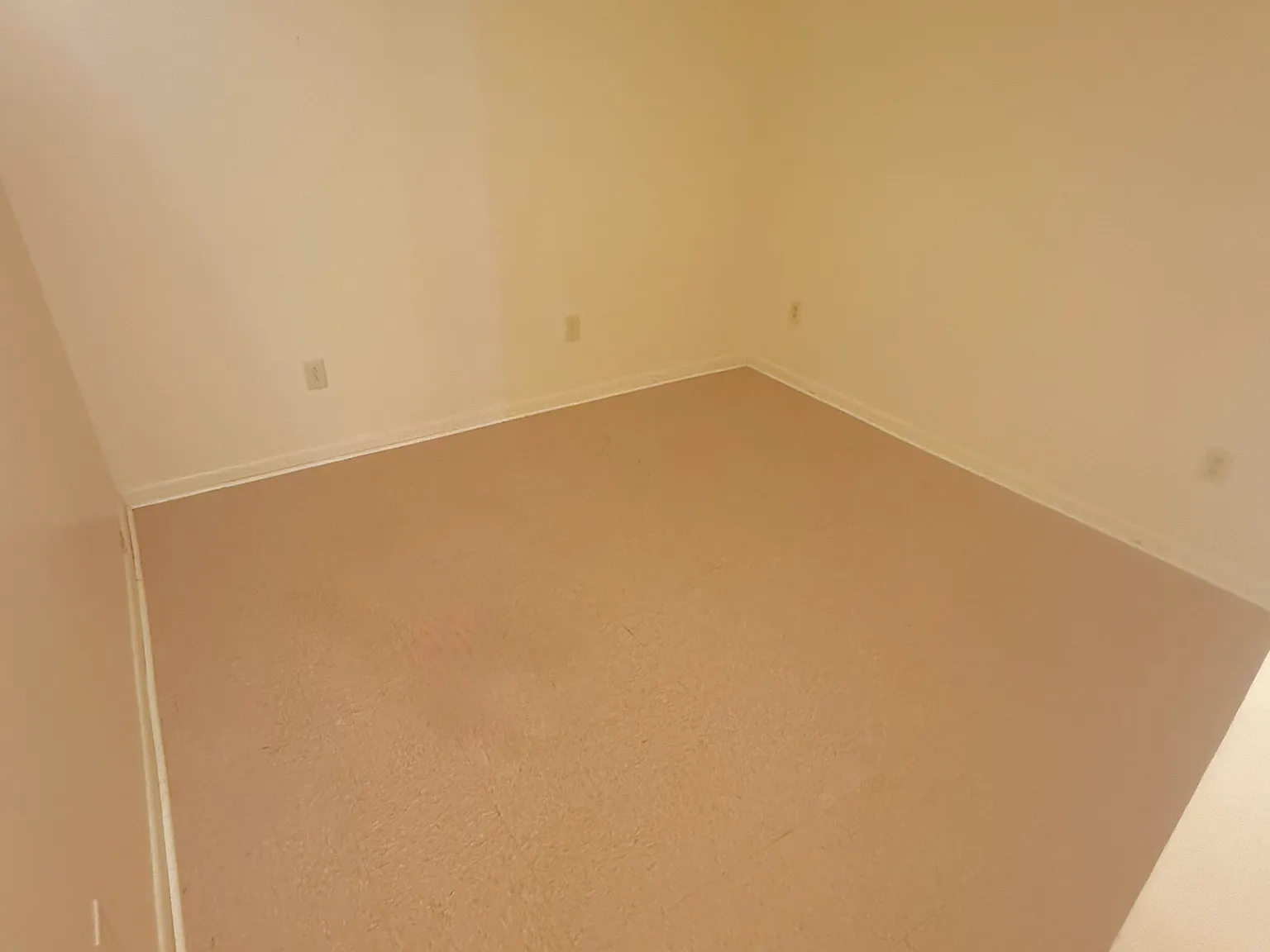 2 bed, $1,200 — Photo 4
