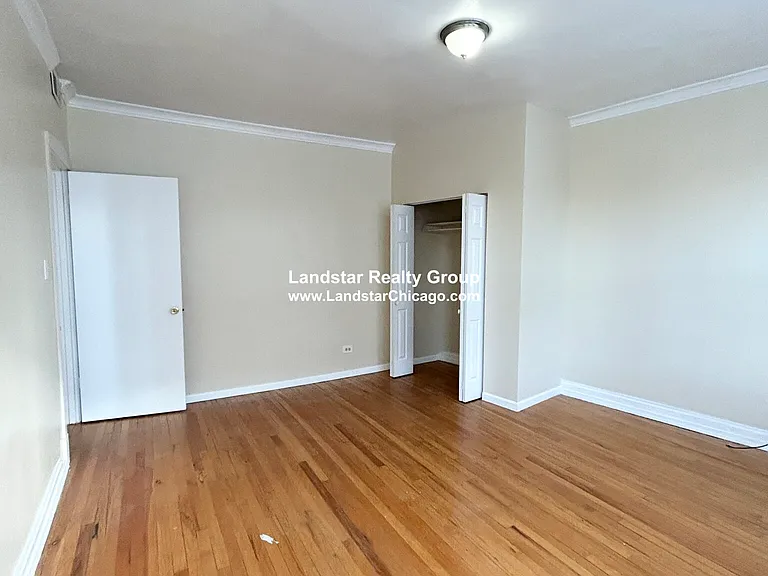 1670 W Pratt Blvd #2B — Photo 14