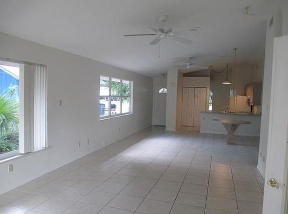 4th image of 1805 39th Ave