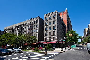 500 West 110th Street in Manhattan Valley