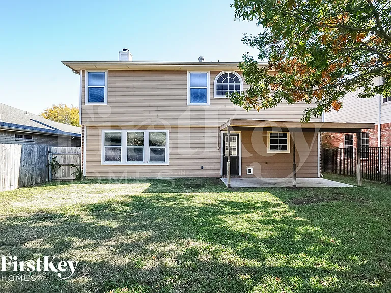 13413 Lost Spurs Rd — Photo 16