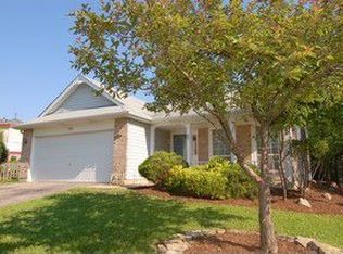 1367 Longford Cir, Elgin, IL
