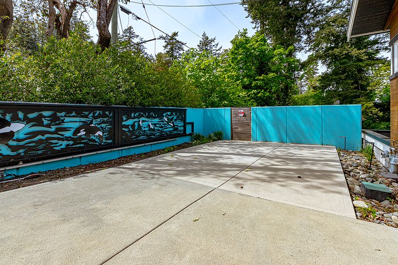 Saanich House for rent - 3 Bedrooms — photo 62