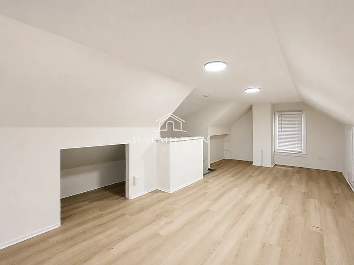 317 Para Ave — Photo 16