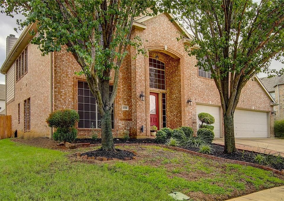 1st image of 4208 Wildbriar Ln