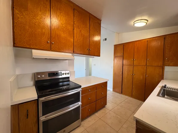 123 S Prospect Ave, Redondo Beach, CA 90277