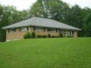 5852 Valencia Rd, Gibsonia, PA 15044