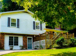 116 Hillcrest Dr, Morgantown, KY 42261