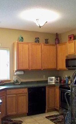 5th image of 2884 Long Lake Dr